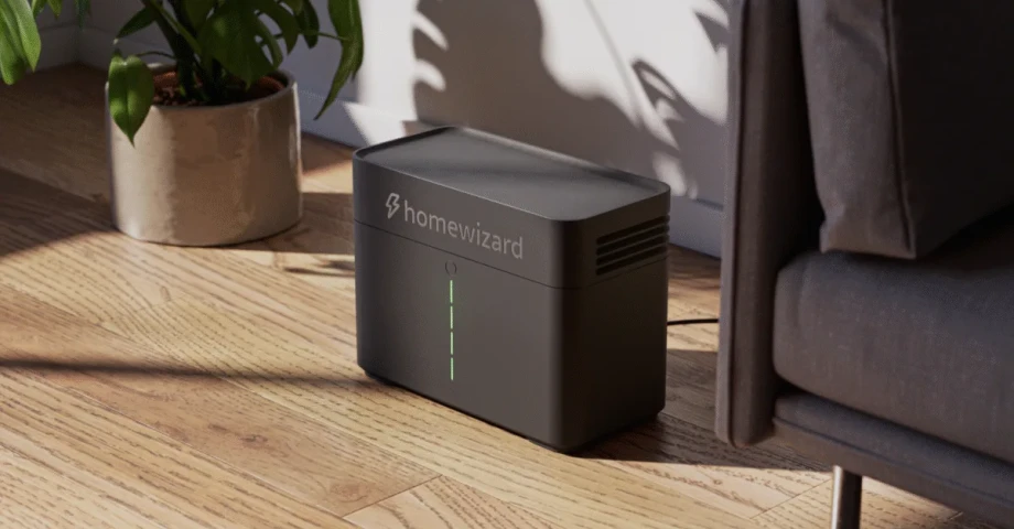Header plug in thuisbatterij Pure Energie