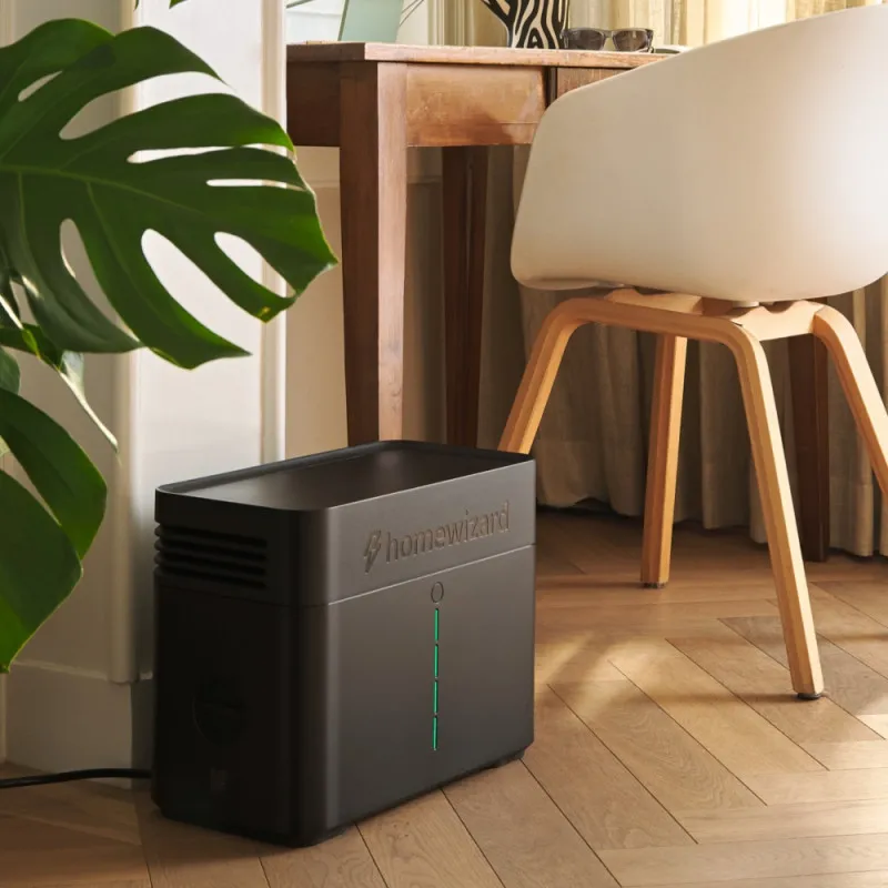 Header thuisbatterij met stekker Pure Energie
