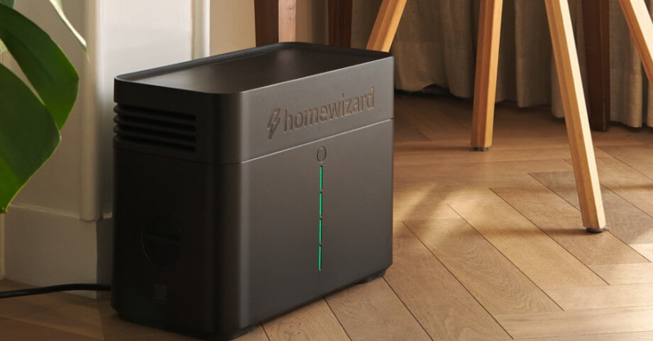 Header thuisbatterij met stekker Pure Energie